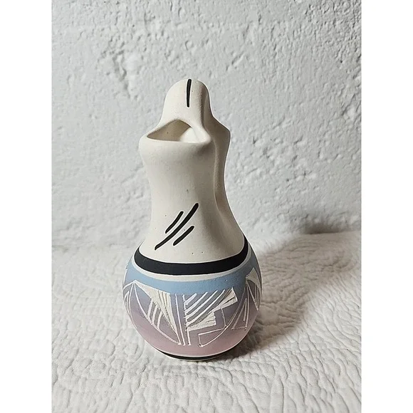 Native American Navajo Pottery Wedding Vase Artist Signed - Picture 2 of 6